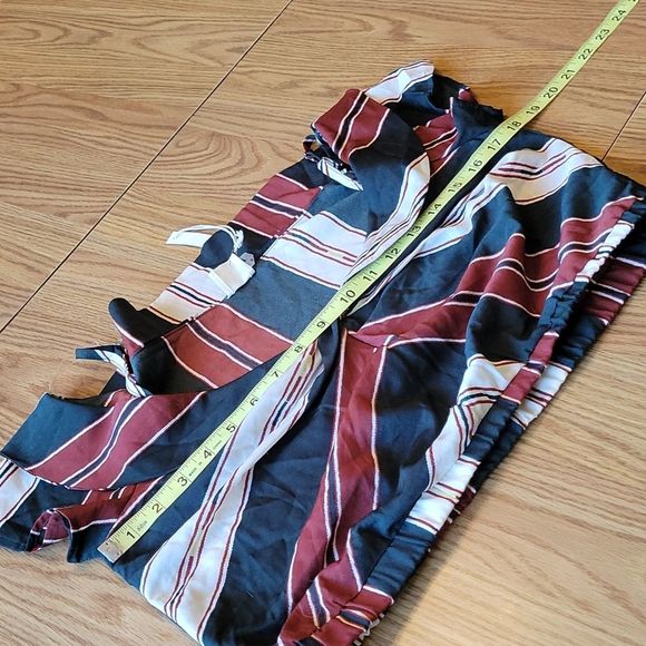 NWT BLUSH BJ croptop size M low vneck - Picture 14 of 15